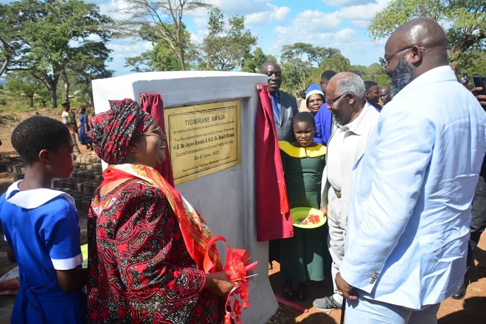 Dozy Mmobuosi delivering his commencement speech to the 2019 graduating class of Morehouse College
